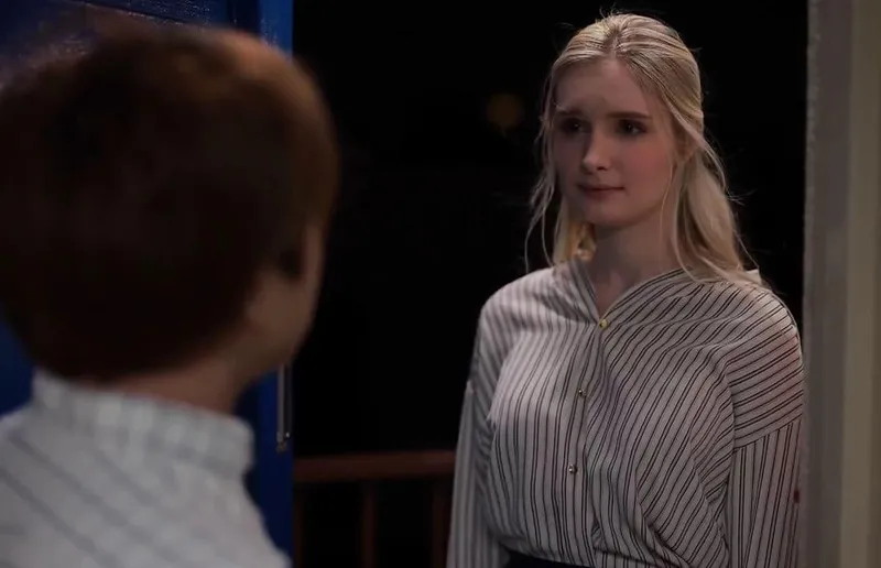 Cô đơn nơi xứ lạ với ông xã già, người vợ tây được ông anh hàng xóm an ủi